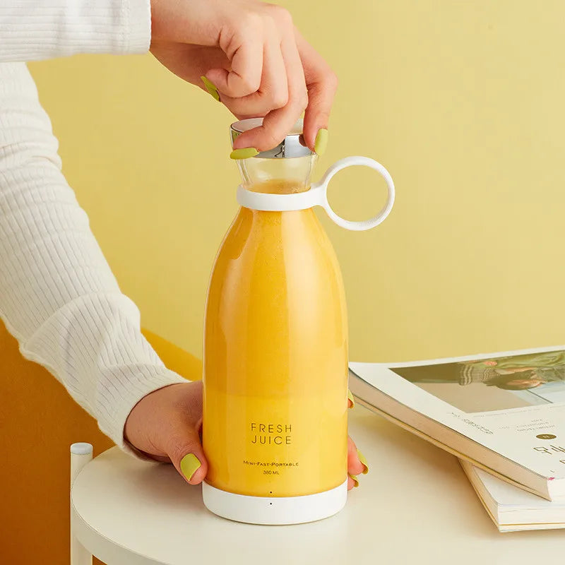 Fresh Juice™ Portable Blender – Smoothies in Seconds, Anywhere